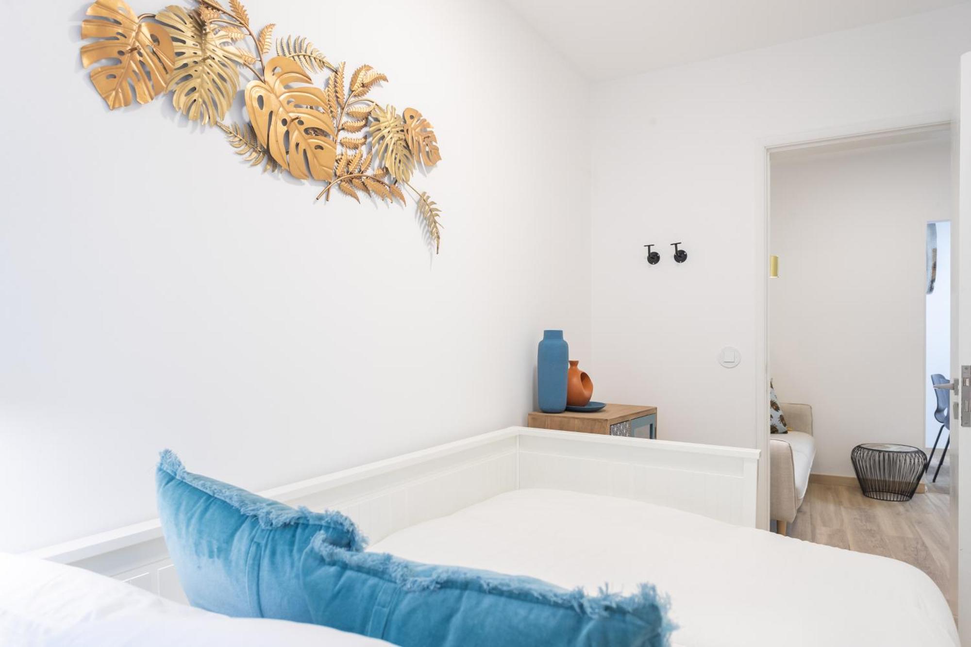 Cozy And Confy First Floor, Ace Location, 2 Bedrooms * Lissabon