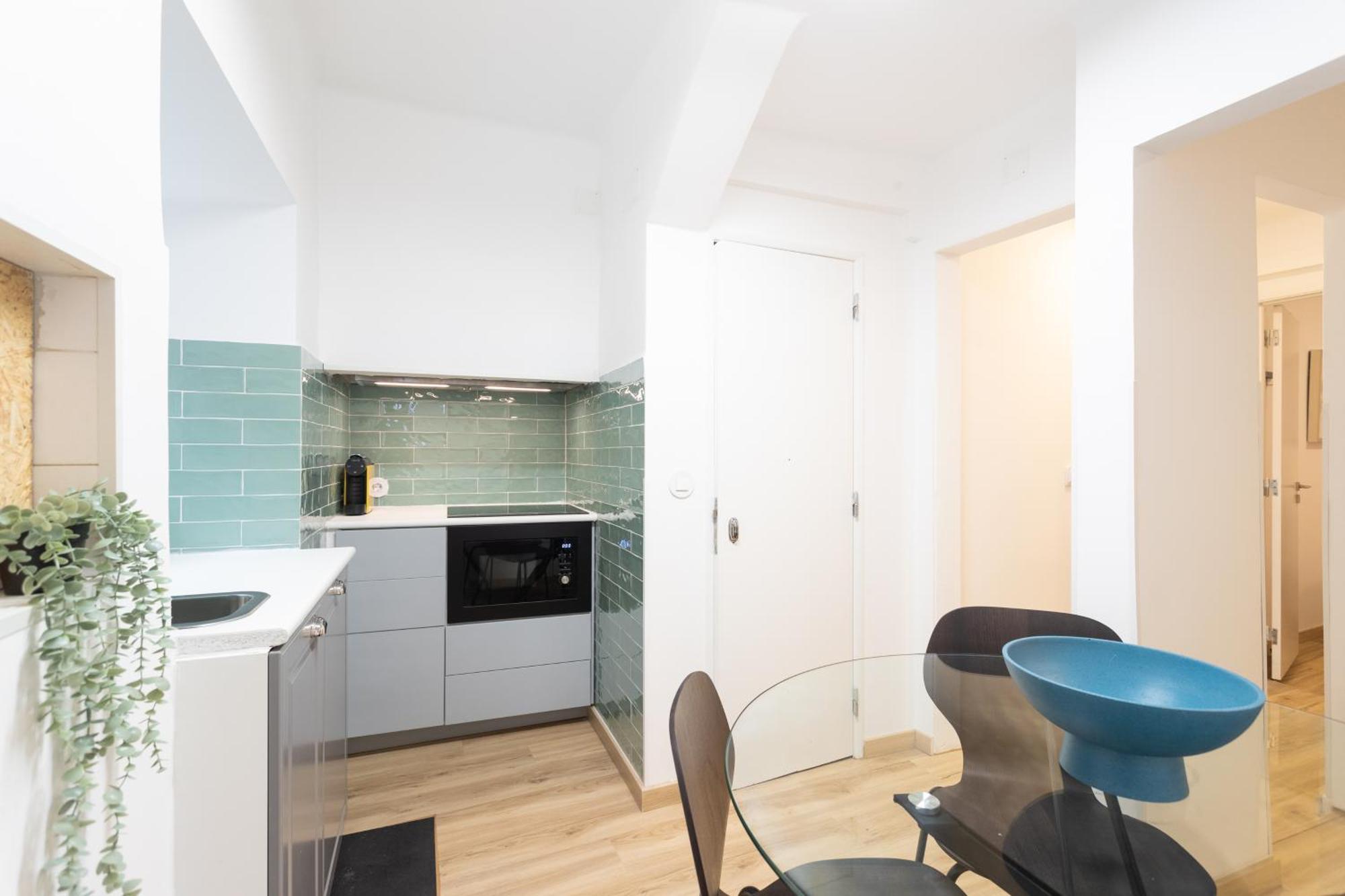 Cozy And Confy First Floor, Ace Location, 2 Bedrooms Lissabon